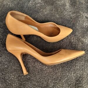 Christian Lacroix Tan Elegant Stiletto Heels  5.5,6 size